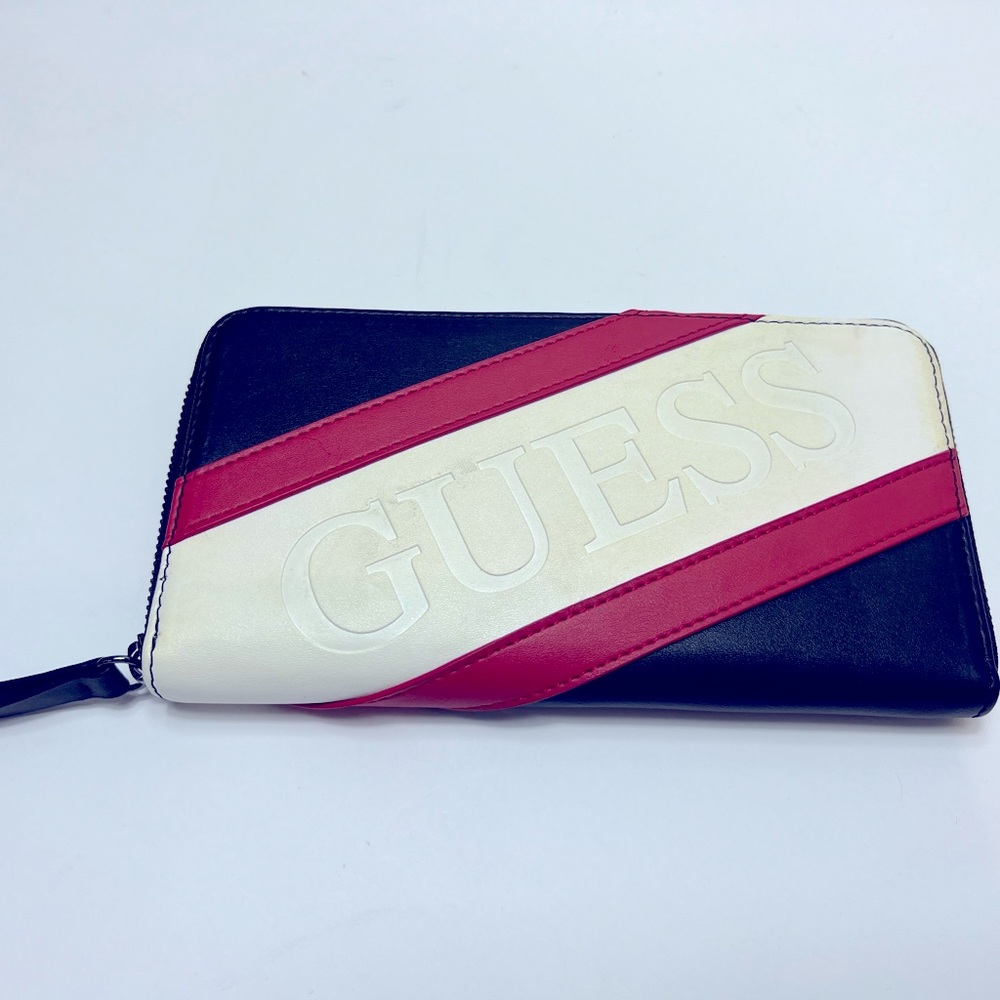 Rare Guess wallet. You won’t find this on the market place